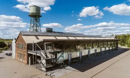 Cultural and Artistic Hub